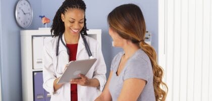 Allergy specialist discussing test preparation with patient